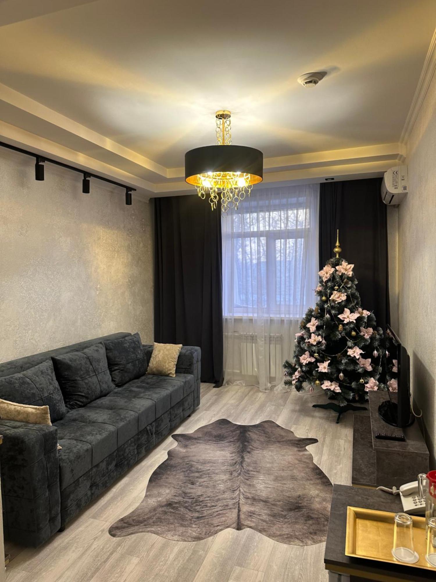 梅来克酒店 Ustʼ-Kamenogorsk 外观 照片